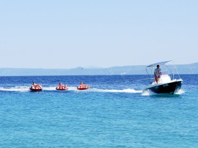 Island Brac
 [52]
